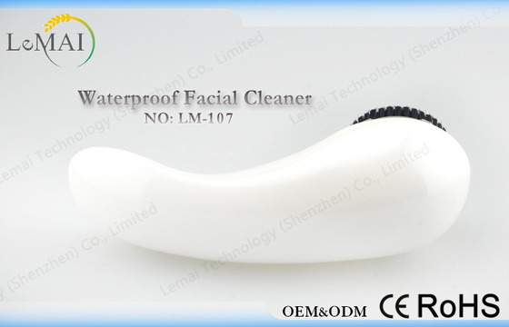 Despedregadora facial recargable resistente de agua, cepillo Exfoliating de la despedregadora de la piel