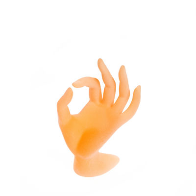 El claro/el arte del clavo del rosa/del negro equipa la mano de la AUTORIZACIÓN del tenedor del soporte de exhibición del anillo de la pulsera de la forma de la mano
