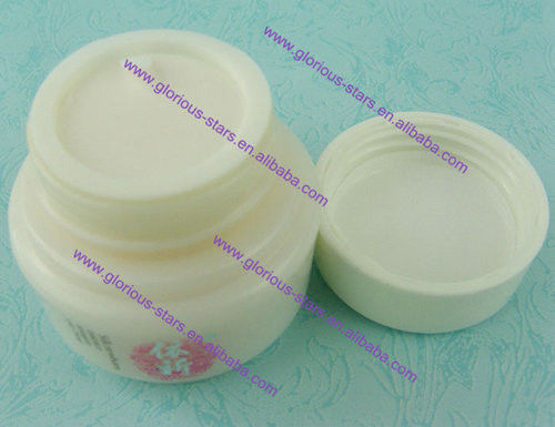 Piel herbaria que blanquea la crema, máscara de seda atractiva 25ml para la piel amarillenta