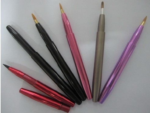 cepillo del arte del clavo